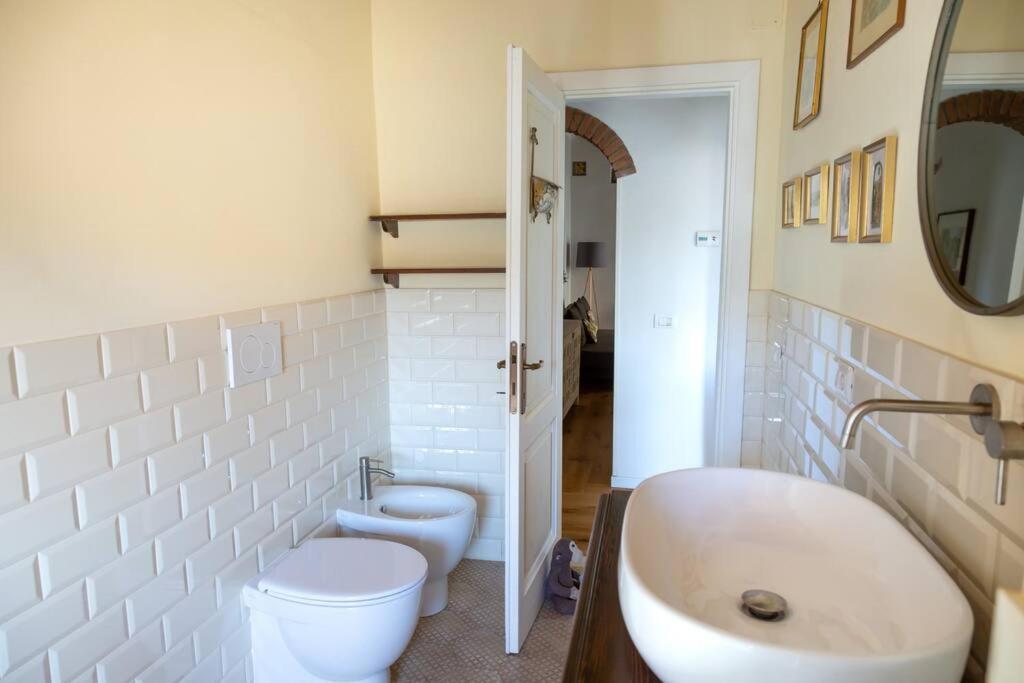 Luxury Apartment In The Center Of Флоренция Екстериор снимка