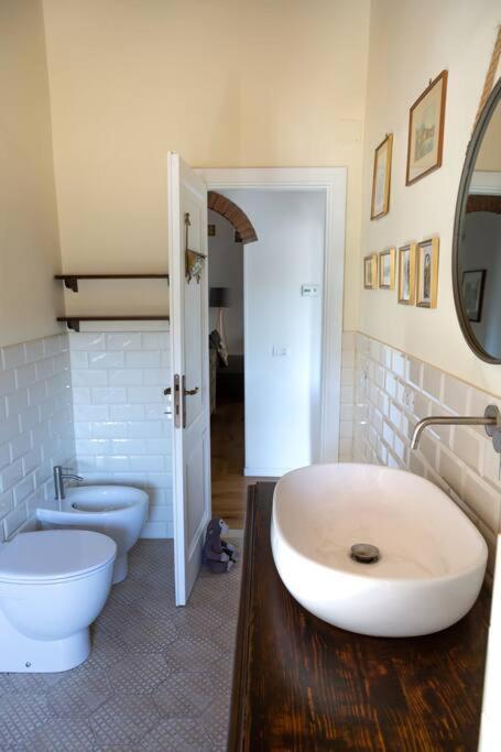 Luxury Apartment In The Center Of Флоренция Екстериор снимка