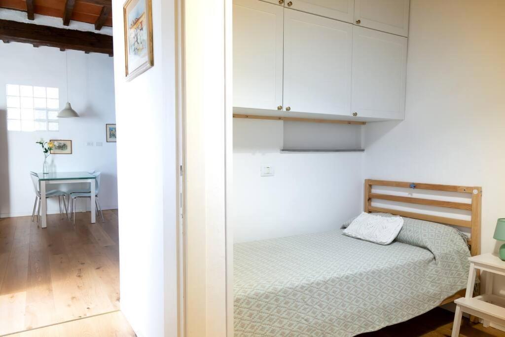 Luxury Apartment In The Center Of Флоренция Екстериор снимка